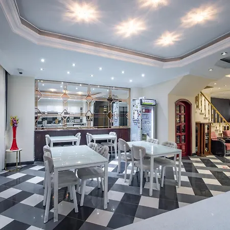 Flash 3* Isztambul