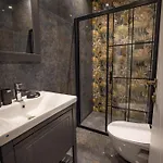 Flash Hotel 3*