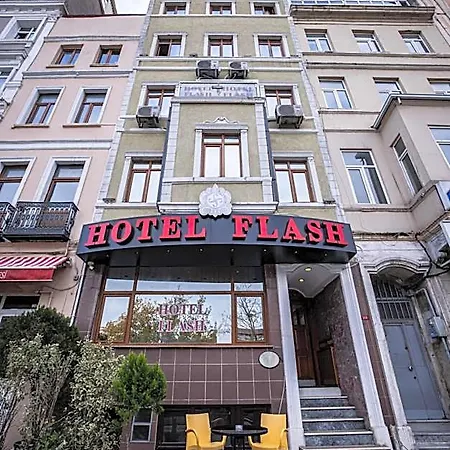 Flash Szálloda