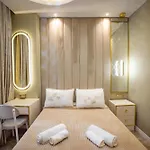 Flash 3* Estambul