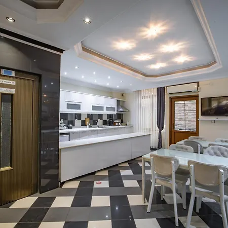 Flash Κωνσταντινούπολη