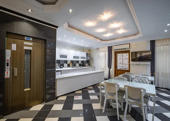 Flash Κωνσταντινούπολη